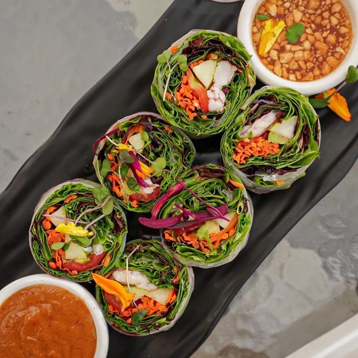 Fresh Roll with Prawns.