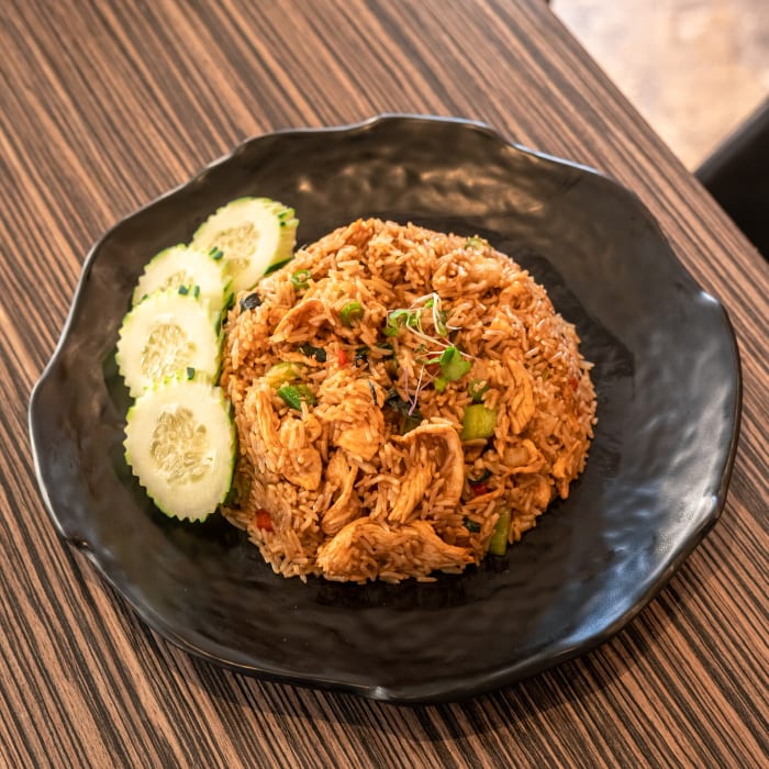 L - Kao Pad Kra Prow.